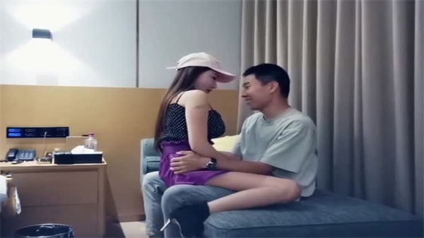 天下无敌9总全国探花实录:极品高颜值气质御姐情趣内衣激情诱惑